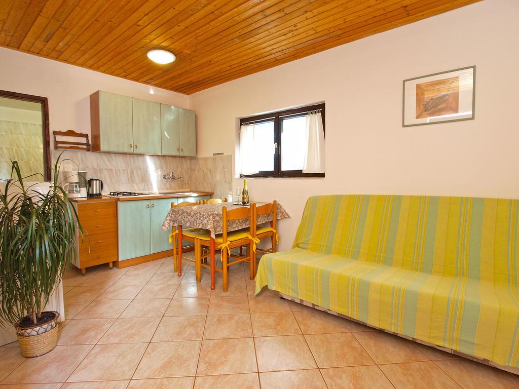 Apartments Dragica 929 Fazana Bagian luar foto