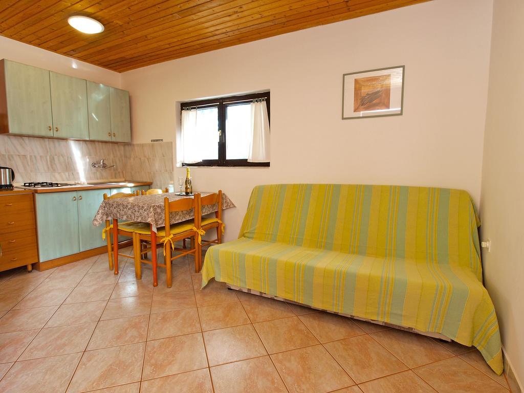 Apartments Dragica 929 Fazana Bagian luar foto