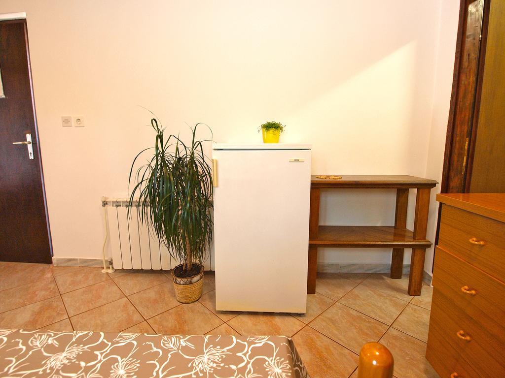 Apartments Dragica 929 Fazana Bagian luar foto