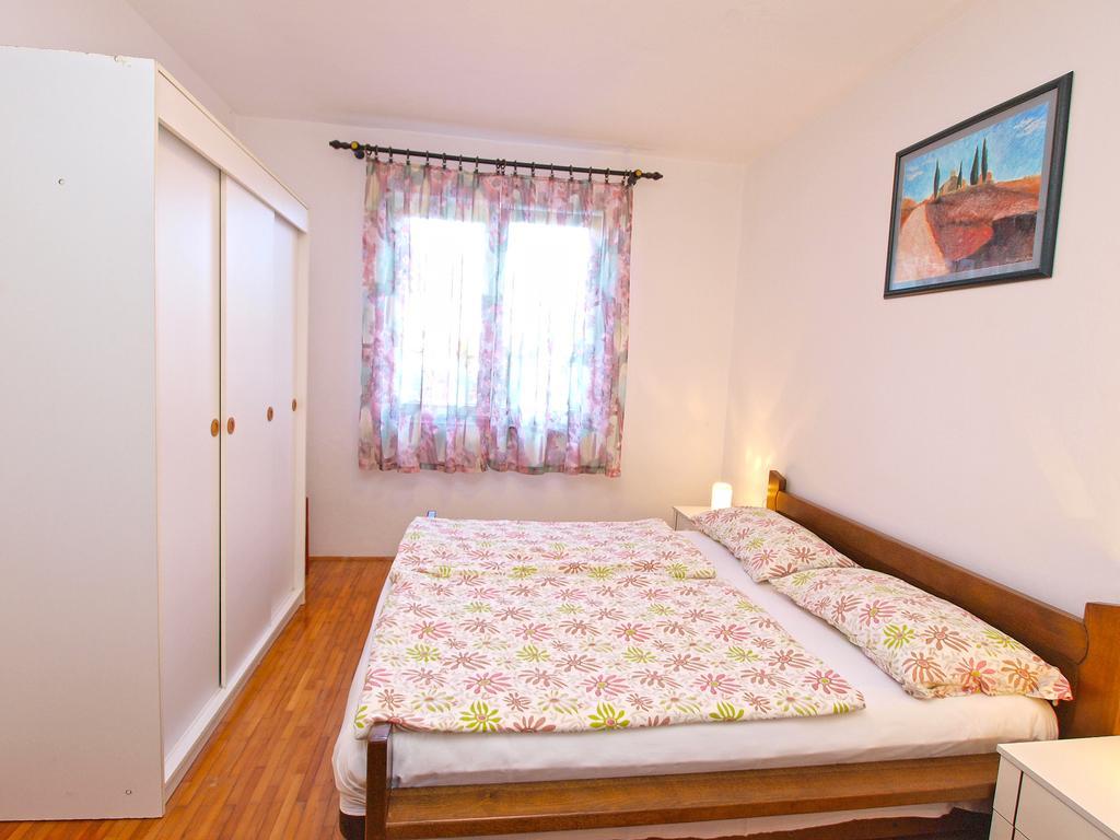 Apartments Dragica 929 Fazana Bagian luar foto