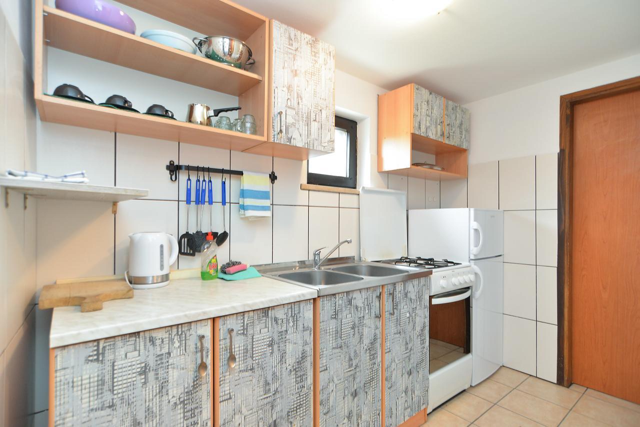 Apartments Dragica 929 Fazana Bagian luar foto