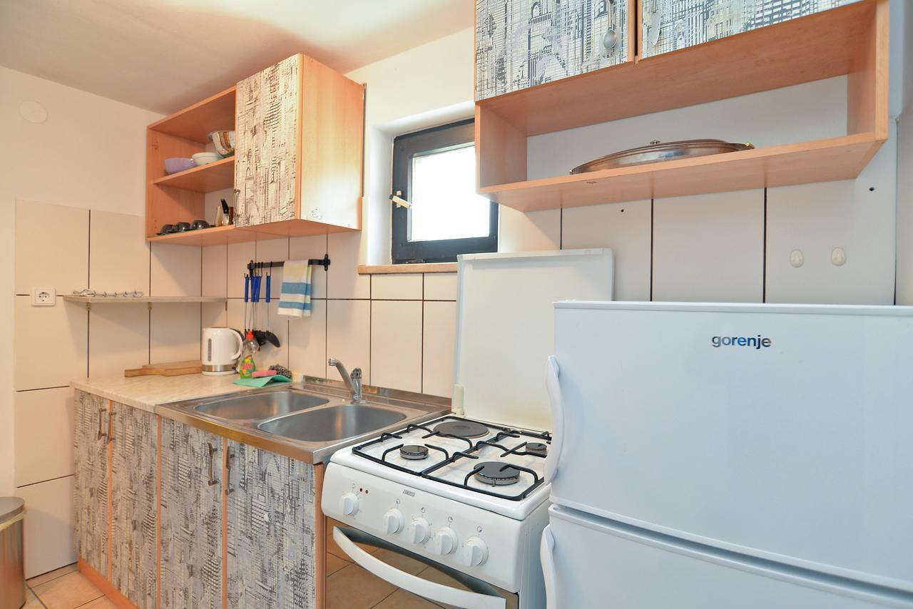 Apartments Dragica 929 Fazana Bagian luar foto